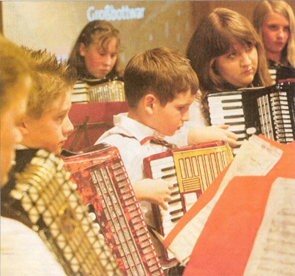 Die Kooperation des Harmonikavereins mit den Grundschulen in Grobottwar und Oberstenfeld ist etwas ganz Besonderes.    Foto: avanti